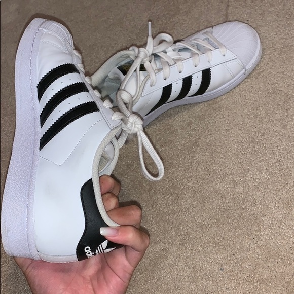 Adidas superstars worn 3 times - Picture 3 of 4